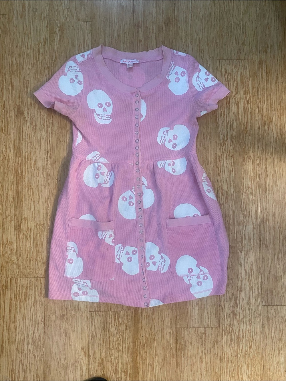 Betsey Johnson Skull Print Snap-Front Pajama Dress